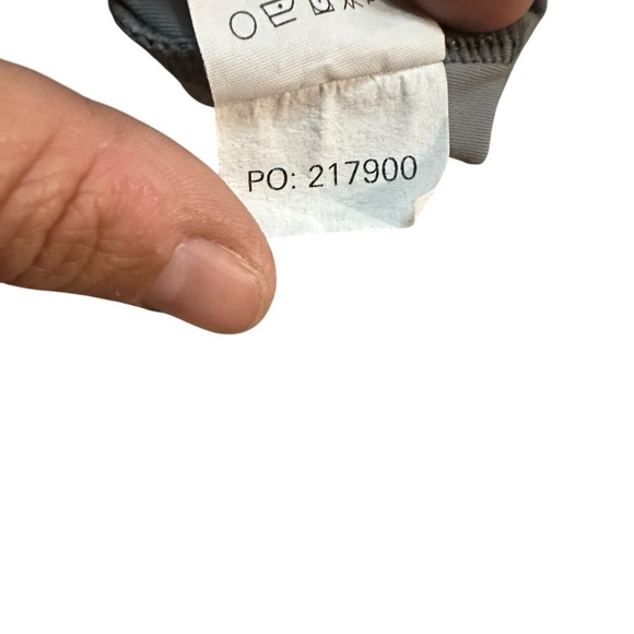 NWT Outdoor Voices Grey leggings Back Pocket wicking material w/ leg venting Lg - Picture 6 of 13